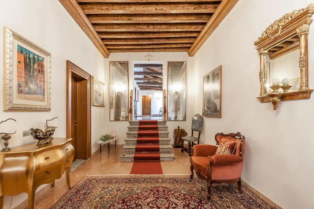 Palazzo Della Torre Apartment Venice Italy
