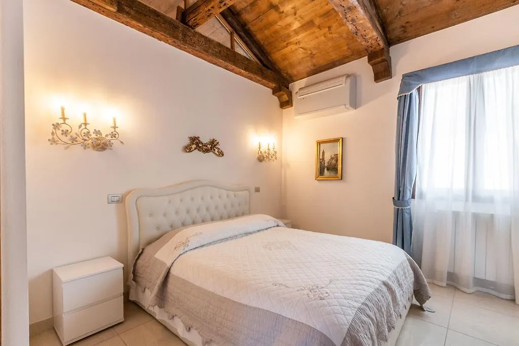 Palazzo Della Torre Apartment Venice